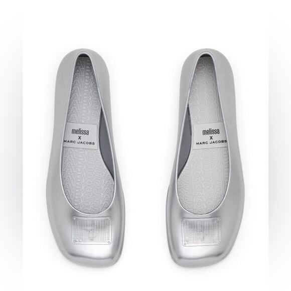 Marc Jacobs Silver flats 39 - Picture 1 of 9